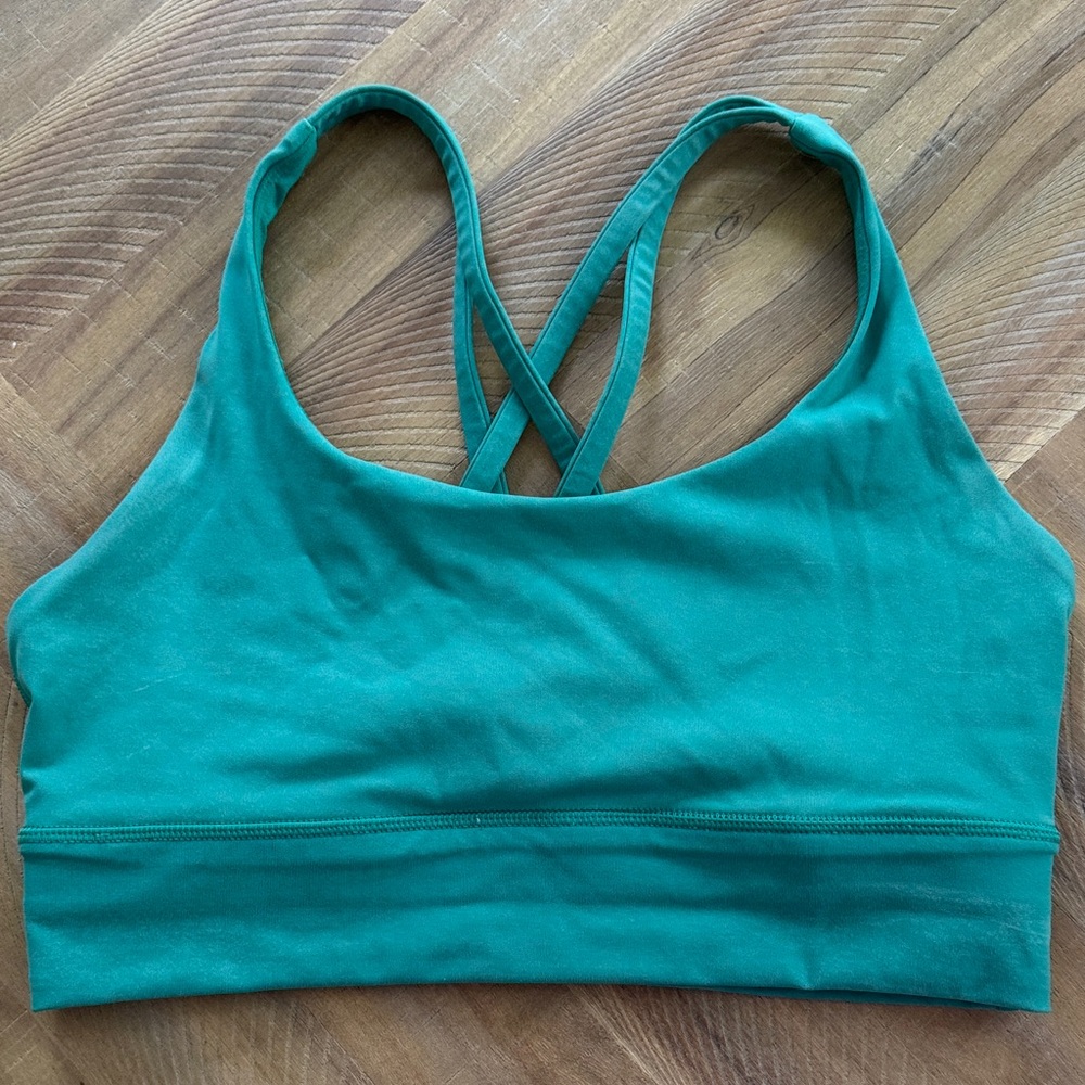 Lululemon green sports bra